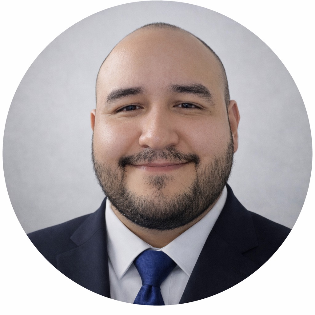 Arath Hinojosa, Co-fundador · Soluciones y automatización
